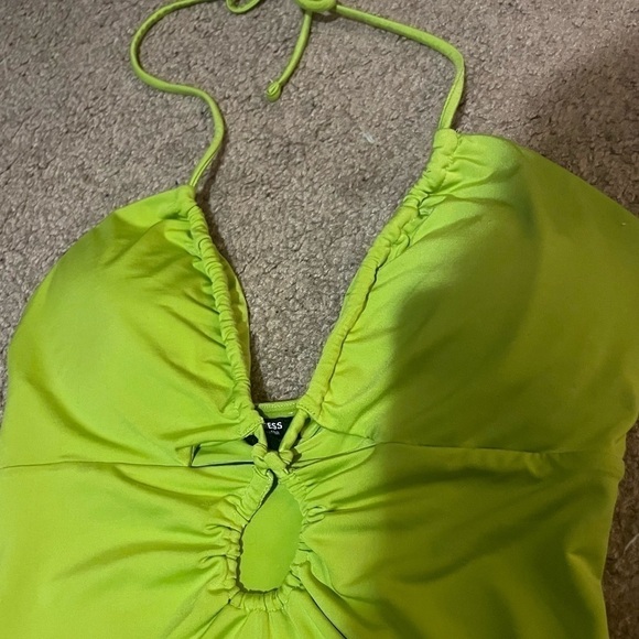 Express body contour like green cut out bodysuit top size X Small - Picture 3 of 9